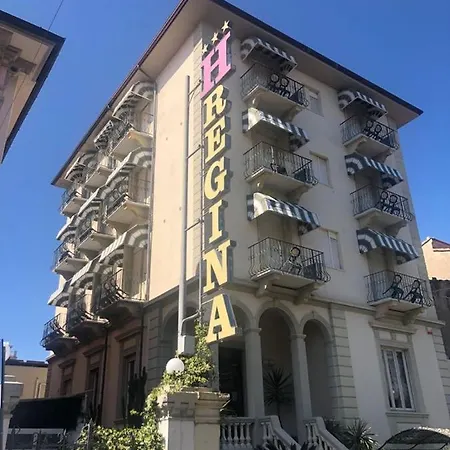 Regina 3*