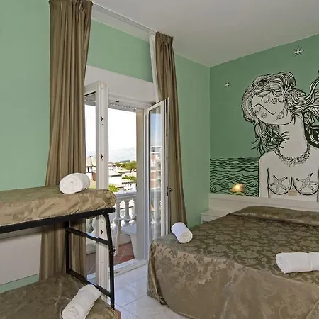 Regina Hotel