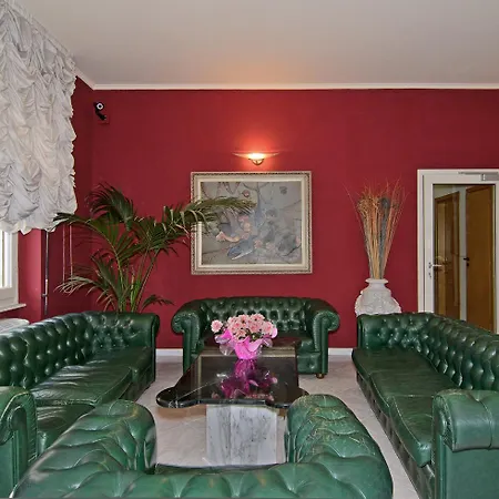 Hotel Regina 3*