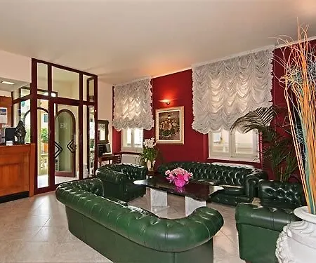 Hotel Regina Lido di Camaiore