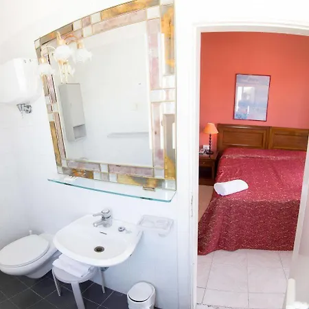 Regina 3* Lido di Camaiore