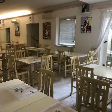 Hotel Regina 3*